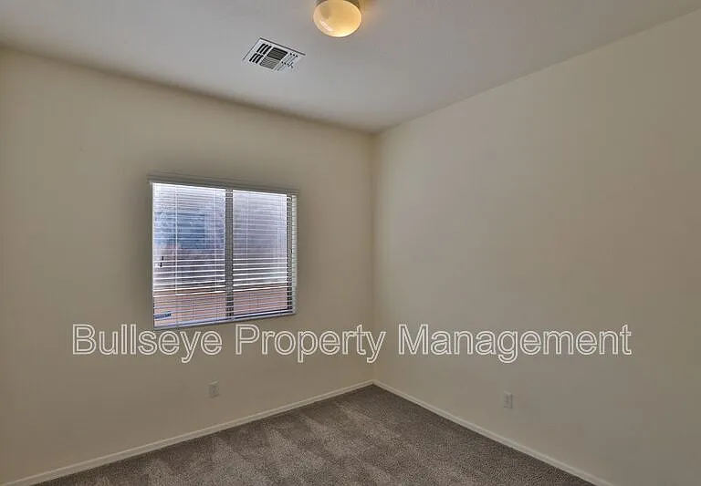 44178 W Venture Ln — Photo 12