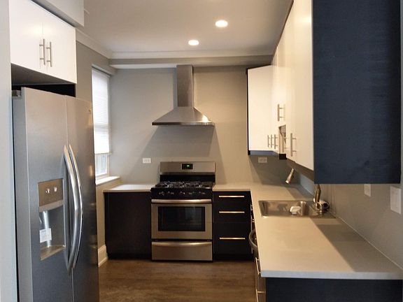 5th image of 4525 N Greenview Ave #2