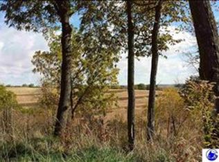 20424 Honeysuckle Rd, Council Bluffs, IA 51503