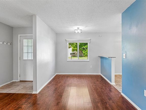 5th image of 7934 ADELAIDE LOOP