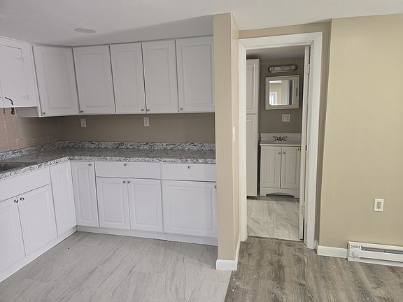 5th image of 6 Selina St #6B