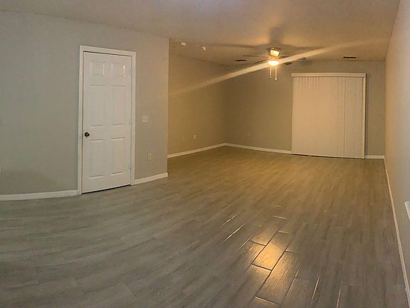 3rd image of 141 Jones Ln #D