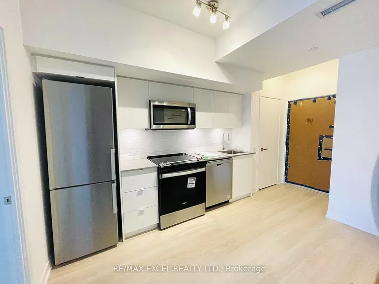 500 Wilson Ave #109 — Photo 7