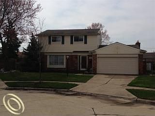 3rd image of 27199 Kingswood Dr