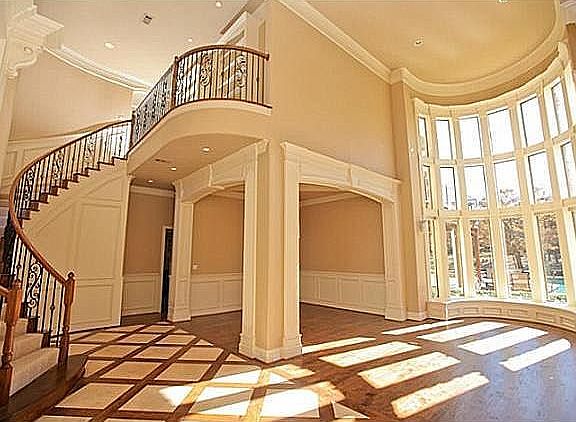 3rd image of 2020 Bantry Dr