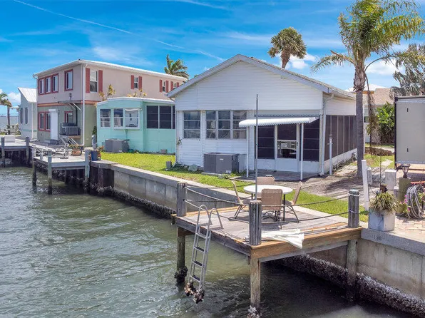 1135 Nettles Boulevard, Jensen Beach, FL 34957