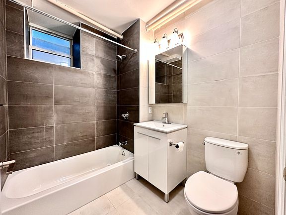 5th image of 62 W 107th St #D