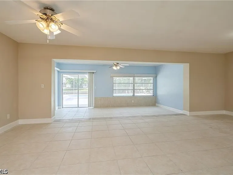 1453 Venetian Ct — Photo 29