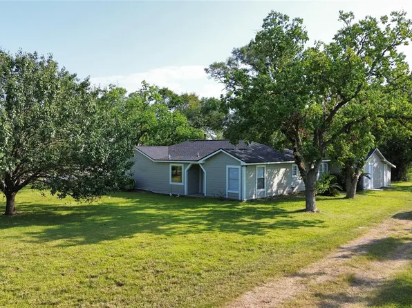 19506 Old Galveston Rd, Webster, TX 77598