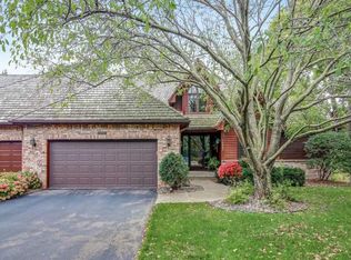 10985 56th Ave N, Plymouth, MN 55442