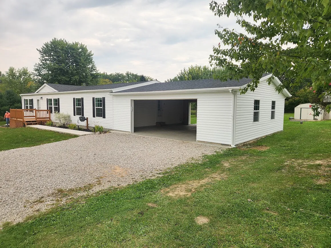 3 bed, 1600 sqft, $1,675 — Photo 3