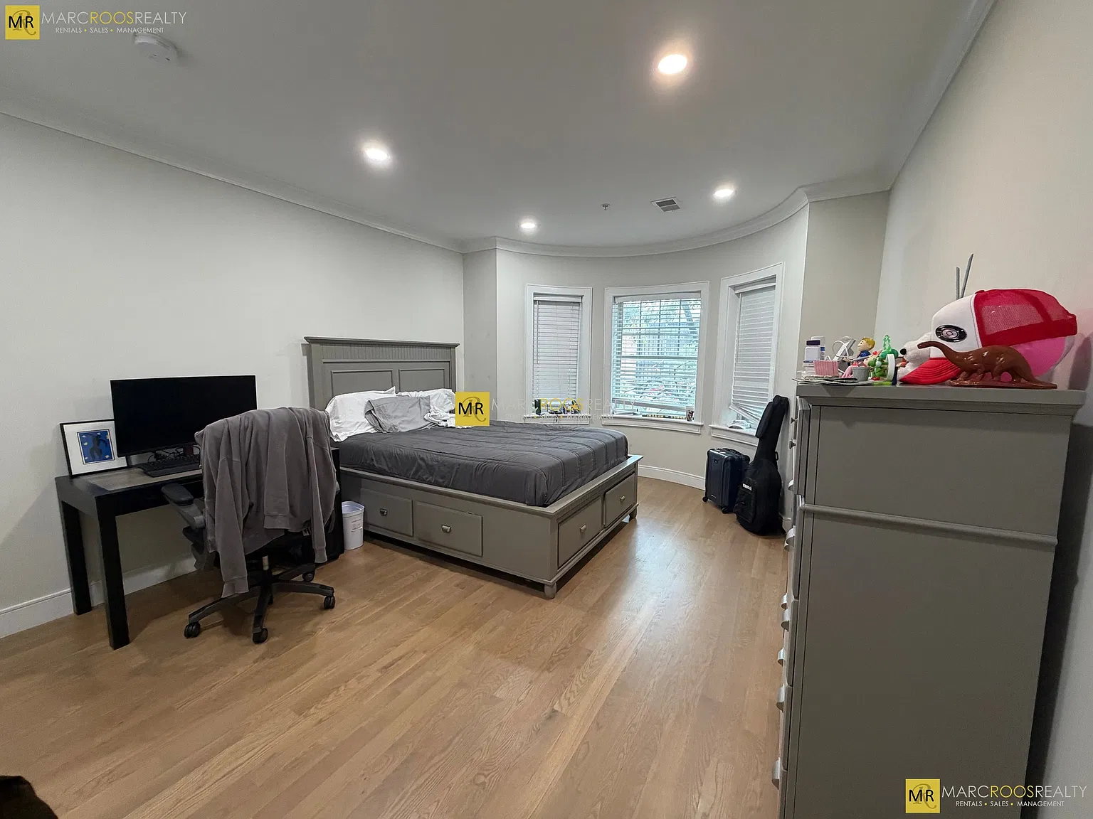 1 bed, 580 sqft, $3,500 — Photo 3