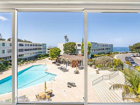 5th image of 649 Paseo De La Playa Unit 202