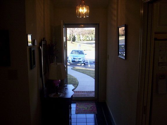 5th image of 816 Lees Ct