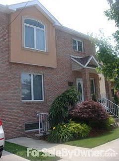 2nd image of 5 Astor Ave