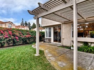 5 Barcelona, Irvine, CA 92614