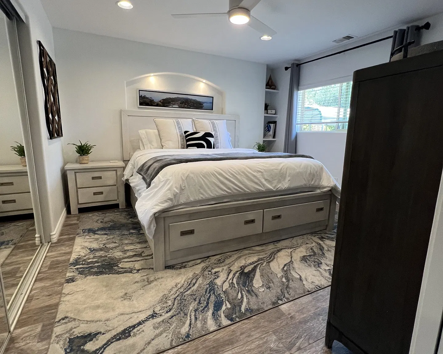 2 bed, 780 sqft, $3,150 — Photo 3