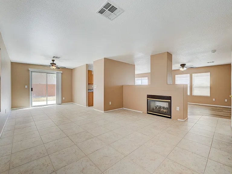 8621 Grand Pine Ave — Photo 34