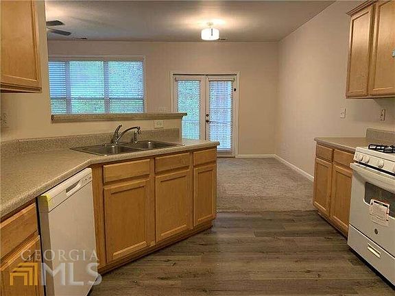 5th image of 2225 Nottley Dr