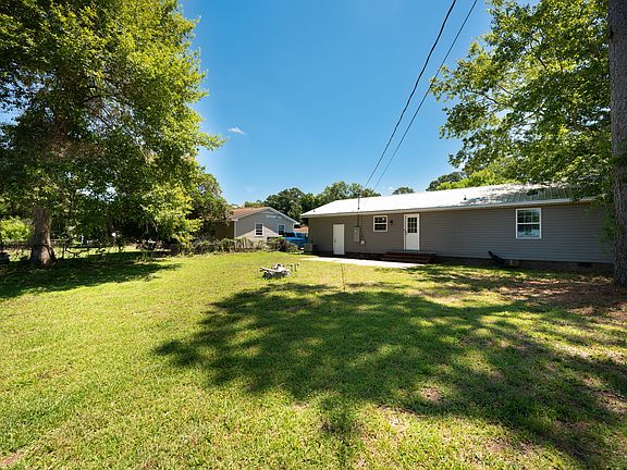5th image of 218 Forest View Dr