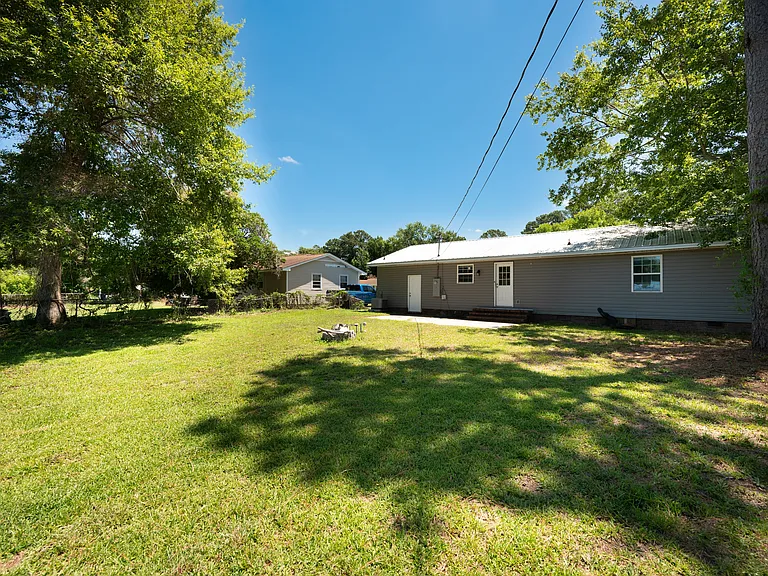 218 Forest View Dr — Photo 5