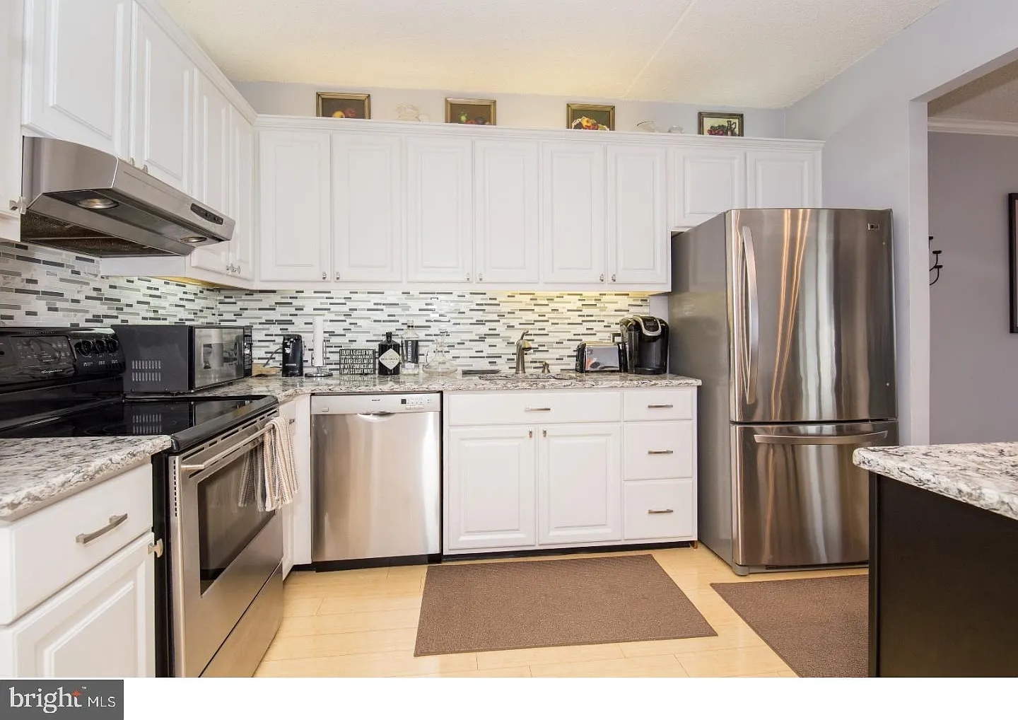 2 bed, 2.5 bath, 1437 sqft, $3,795 — Photo 3
