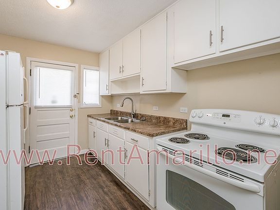 5th image of 2716 Curtis Dr #A