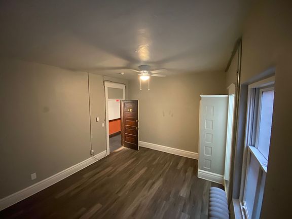 4th image of 106 S Cedar St APT 403