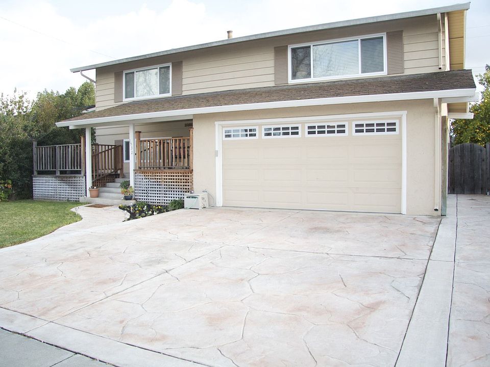 1st image of 1532 Hallbrook Dr