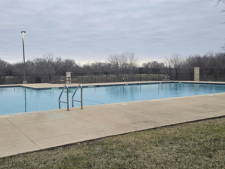 1840 Wallin Loop — Photo 1