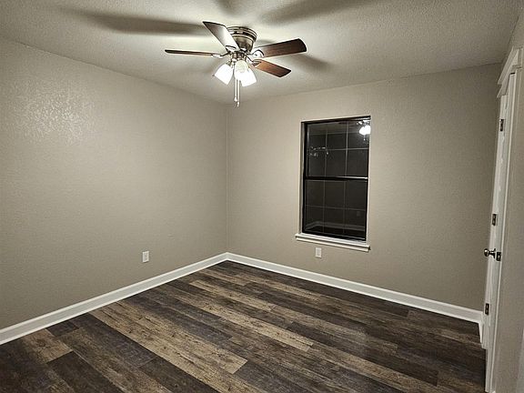 5th image of 138 Wicker Way