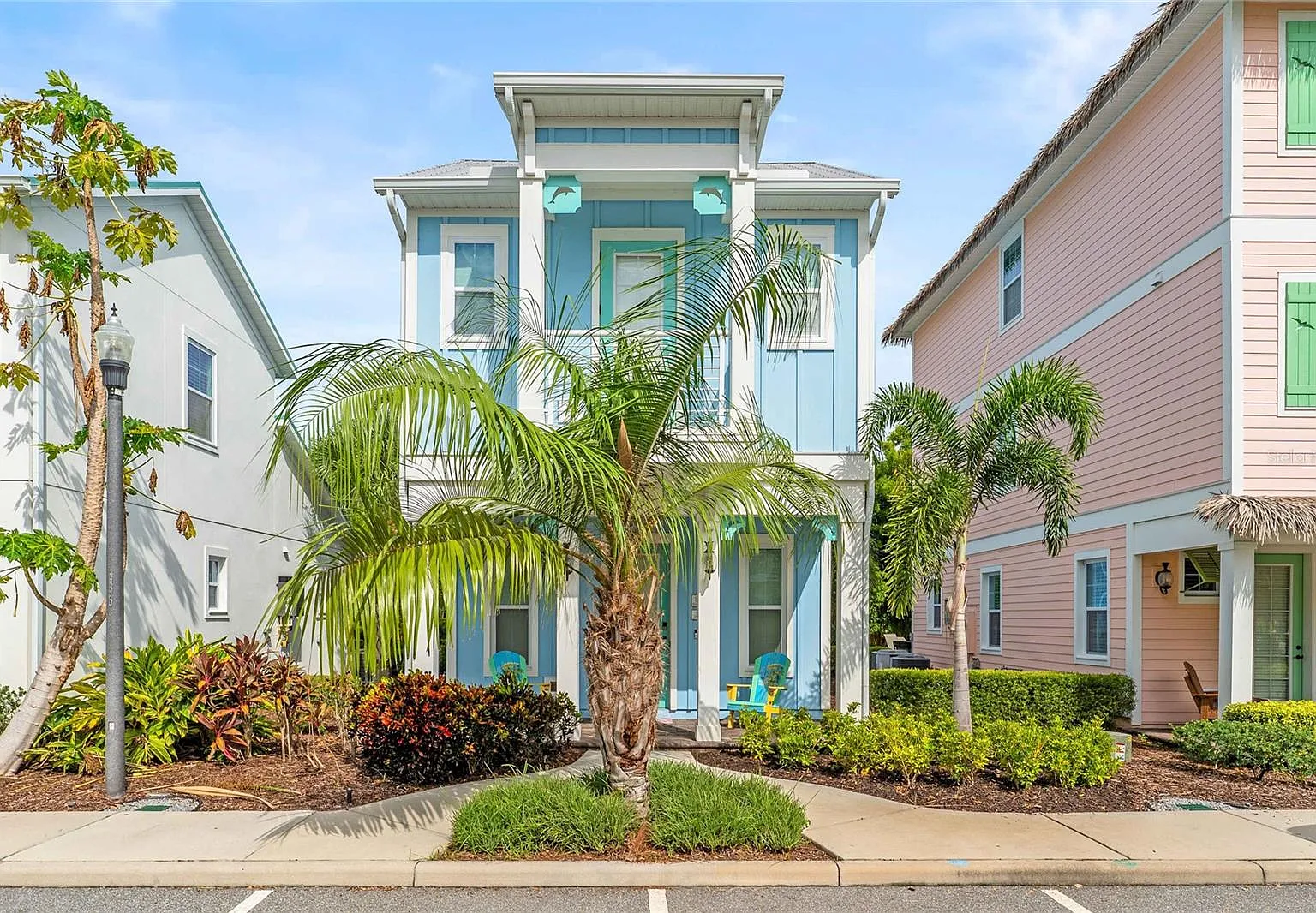 2 bed, 2.5 bath, 1305 sqft, $3,250 — Photo 1