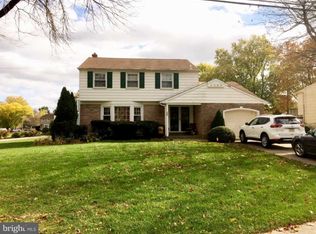 327 Royal Oak Ave, Cherry Hill, NJ 08002