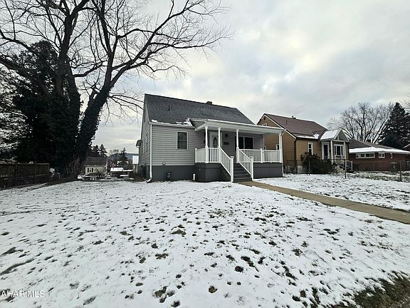2nd image of 511 26th Ave