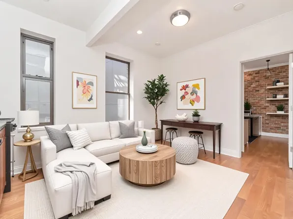 211 Avenue A, New York, NY