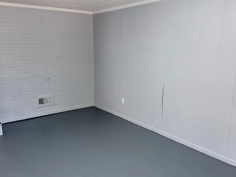 3009 Cabot St — Photo 2