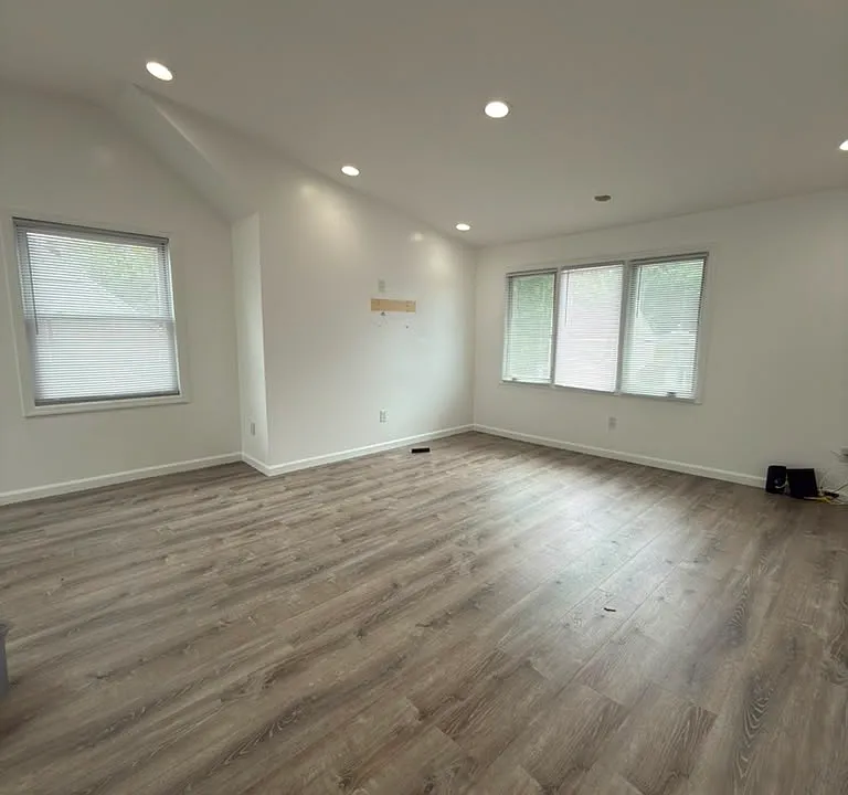 56 Monroe St #2