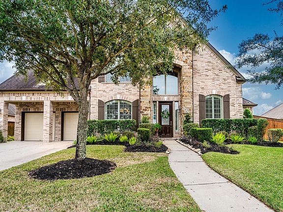 3rd image of 19507 Lake Fork Ct
