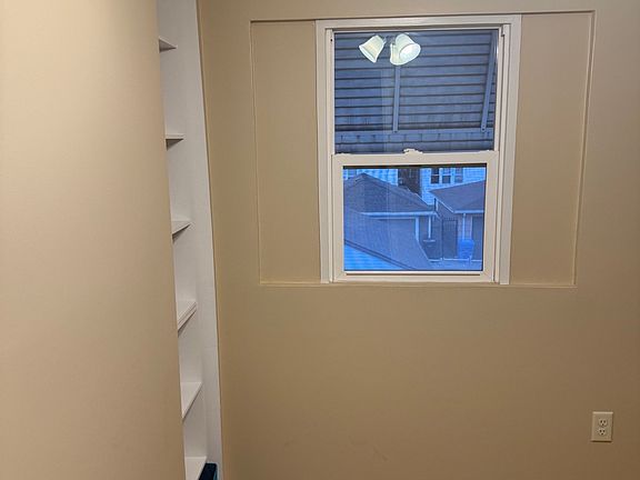 4th image of 4524 S Albany Ave