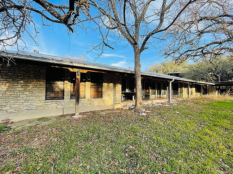 1st image of 4403 S Fm 1174