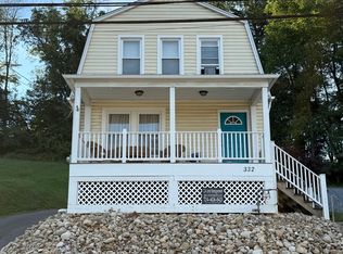 332 New Castle St, Slippery Rock, PA 16057