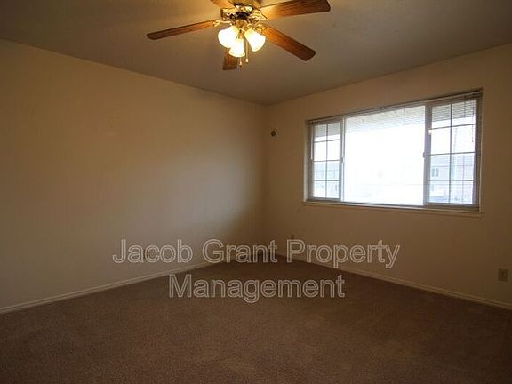 3rd image of 1940 S Ammon Rd APT 1