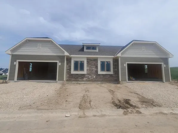 658 Lambert COURT #5B, Slinger, WI 53086