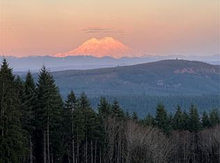 204 Suncrest Dr, Castle Rock, WA 98611