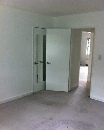 2nd image of 6998 137th St