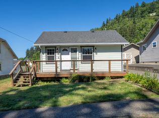 203 8th St, Garibaldi, OR 97118