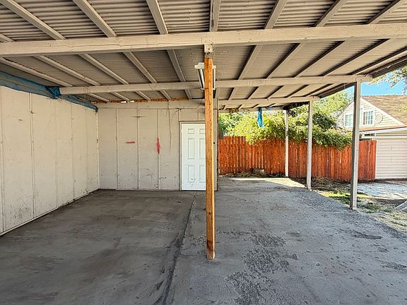 5th image of 721 Mitchell St
