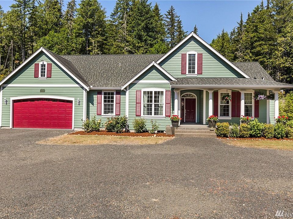 Welcome home!!! Primary residence or vacation retreat... you will love this property! New exterior paint means no work for you!