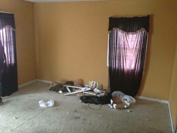 2nd image of 2306 Sheldon St