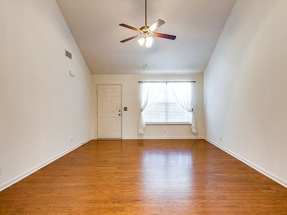 5th image of 2121 Calydon Ct
